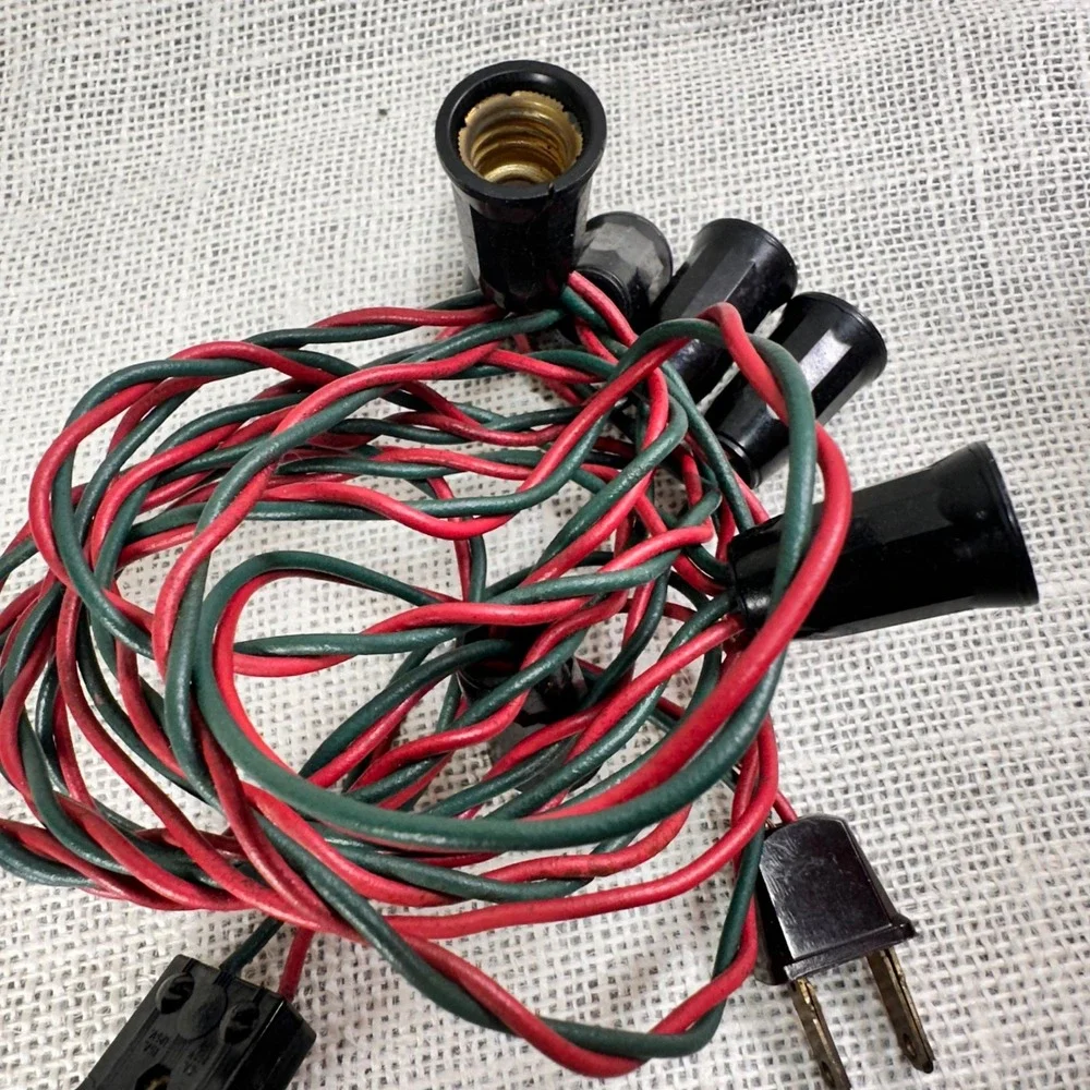 Vtg EPI Christmas String Lights 8.5 Ft Red Green Cord Tested Working Retro Decor